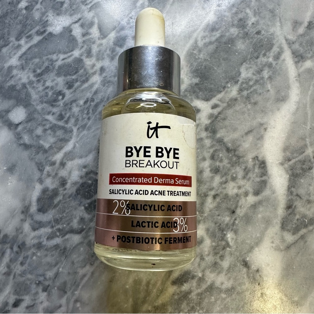 New‎ It Cosmetics Bye Bye Breakout Serum